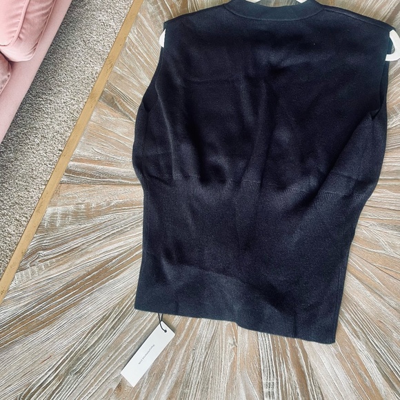 Commense V-neck Buttoned Detail Sweater Vest XS US6 - Picture 6 of 9